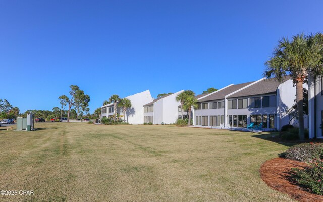 view of yard with a patio area