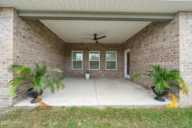 view of patio with ceiling fan