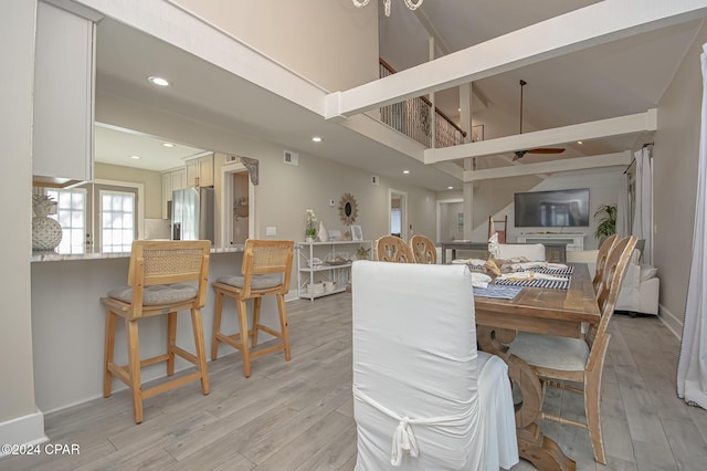 dining area featuring recessed lighting, visible vents, ceiling fan, and light wood finished floors