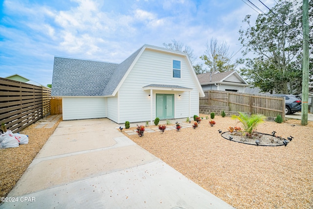 view of front of house featuring a patio area