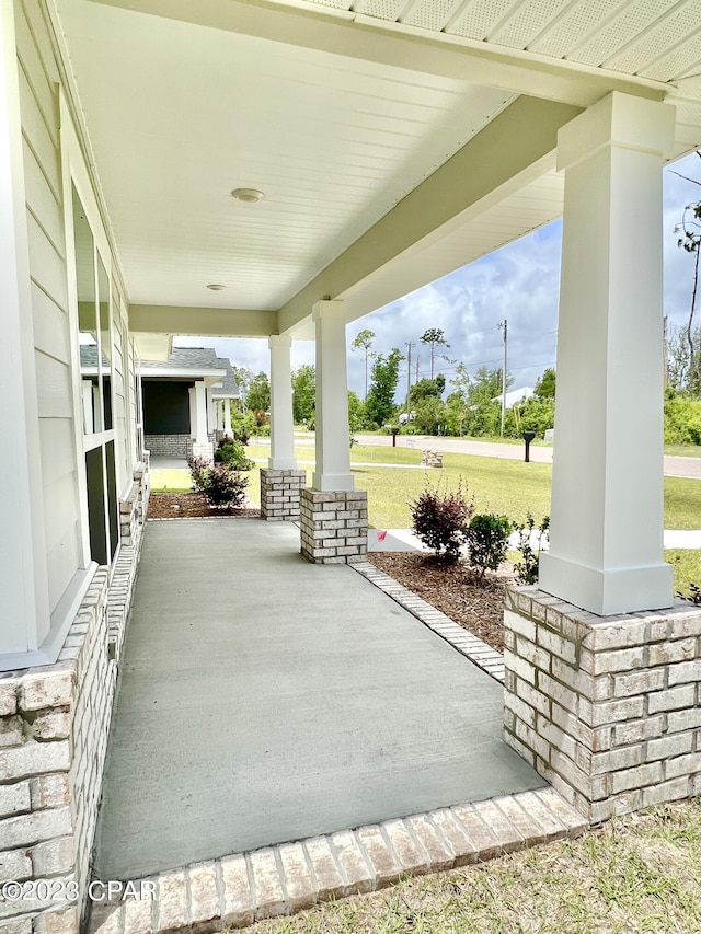 1202 Primrose Ln, Panama City, FL 32404 - view of covered porch