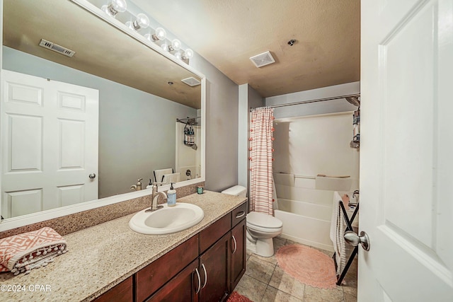 full bathroom featuring vanity, toilet, and shower / bath combo