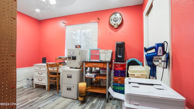 office area featuring ceiling fan and hardwood / wood-style flooring