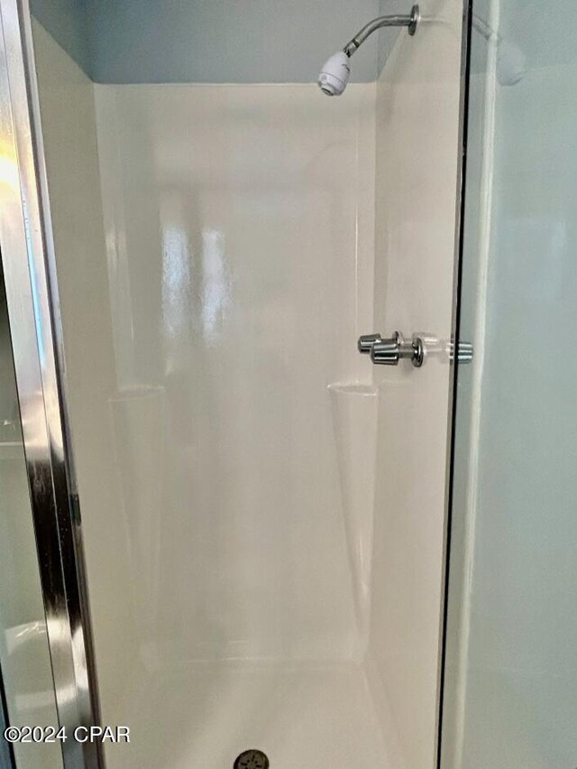 848 Helen Ave, Panama City, FL 32401 - full bathroom with a shower stall
