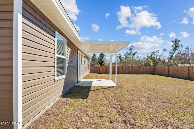 view of yard featuring a fenced backyard