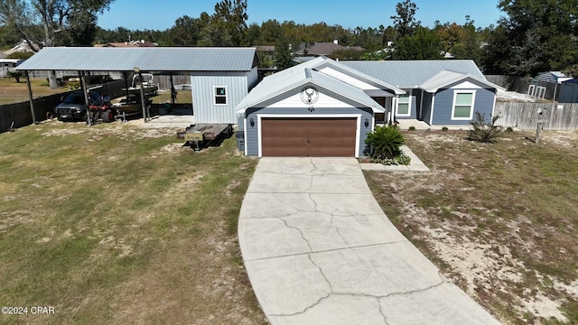 view of front facade featuring a garage and a front yard