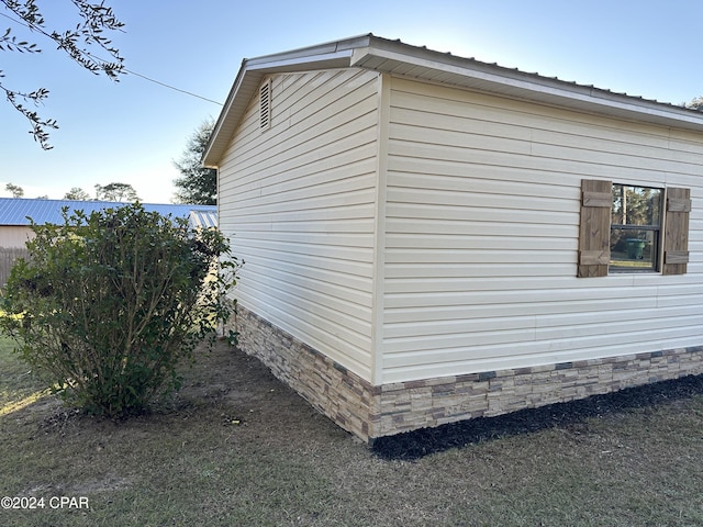 view of side of property