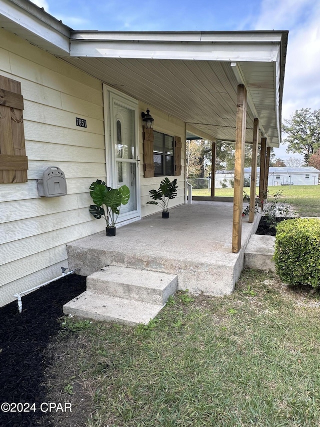 view of patio / terrace featuring covered porch