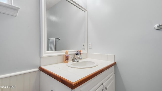 bathroom featuring vanity