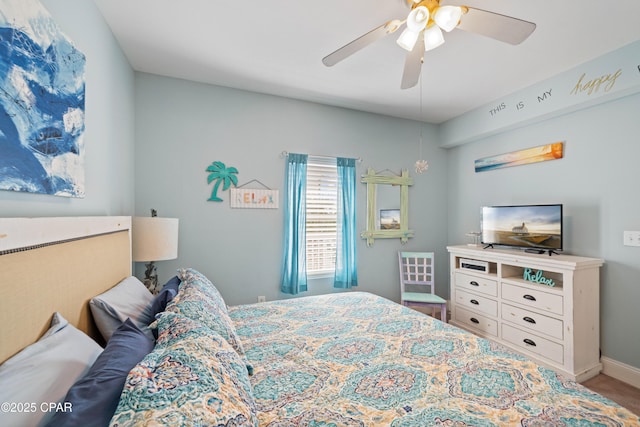 bedroom with ceiling fan