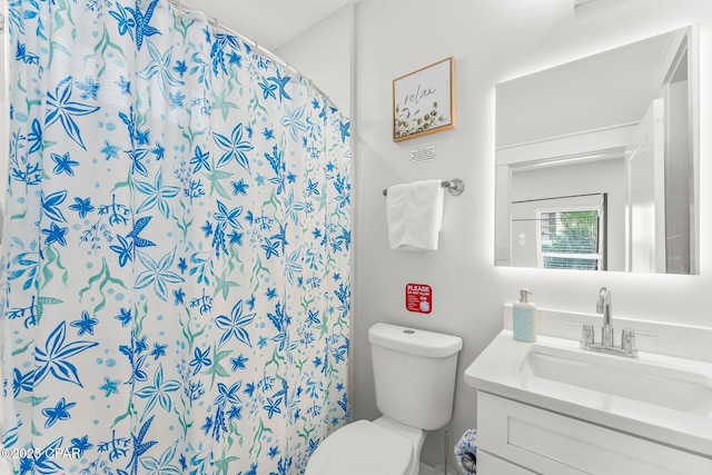 7026 Thomas Dr Unit A & B, Panama City Beach, FL 32408 - full bathroom with vanity and curtained shower