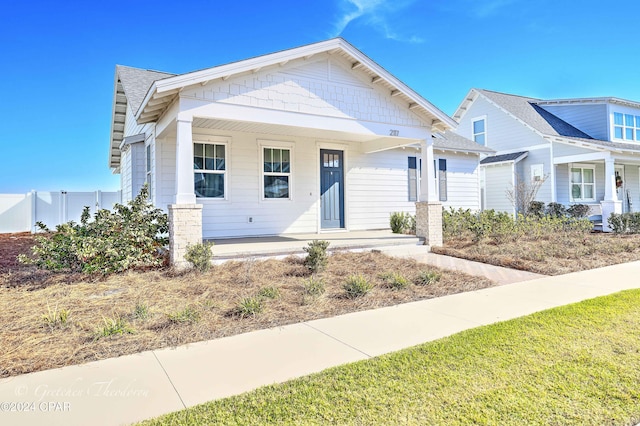 view of front of home with covered porch