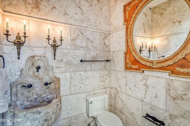 3730 Preserve Bay Blvd, Panama City, FL 32408 - bathroom with toilet and tile walls