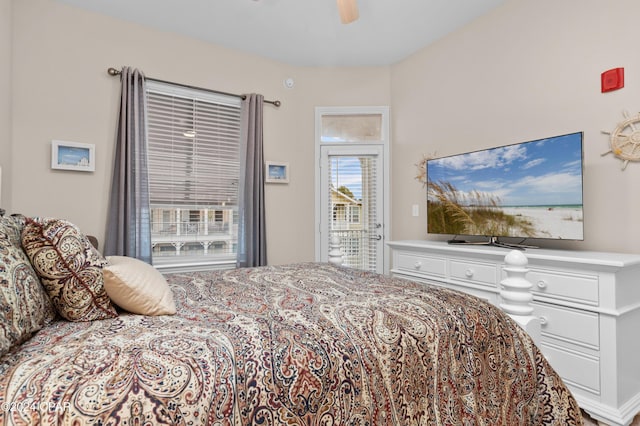 bedroom featuring ceiling fan