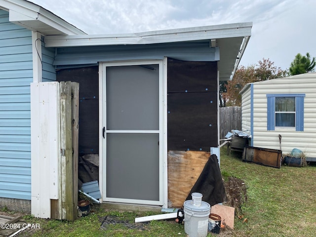 view of outbuilding