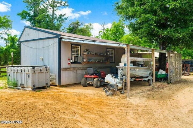 view of outbuilding