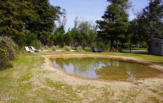 view of water feature