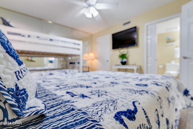 bedroom with ceiling fan