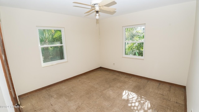 empty room with ceiling fan