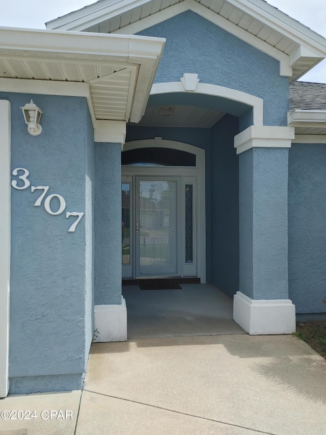 3707 Bay Tree Rd, Lynn Haven, FL 32444 - entrance to property with stucco siding