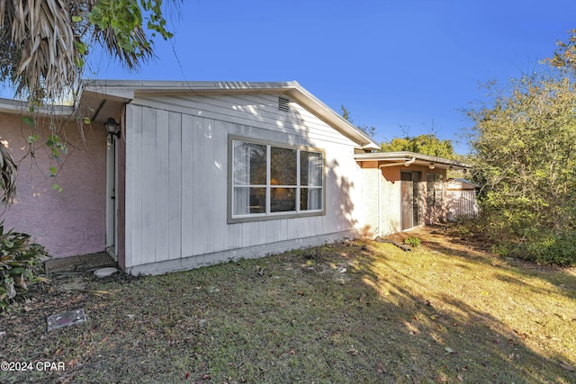 view of property exterior