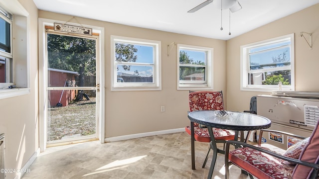 dining area with ceiling fan