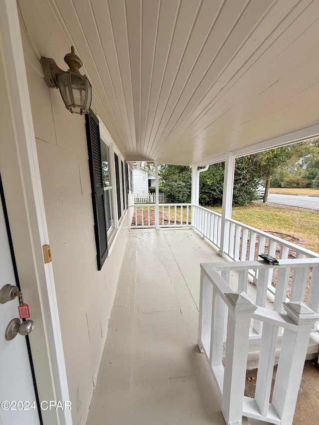 view of patio / terrace with a porch