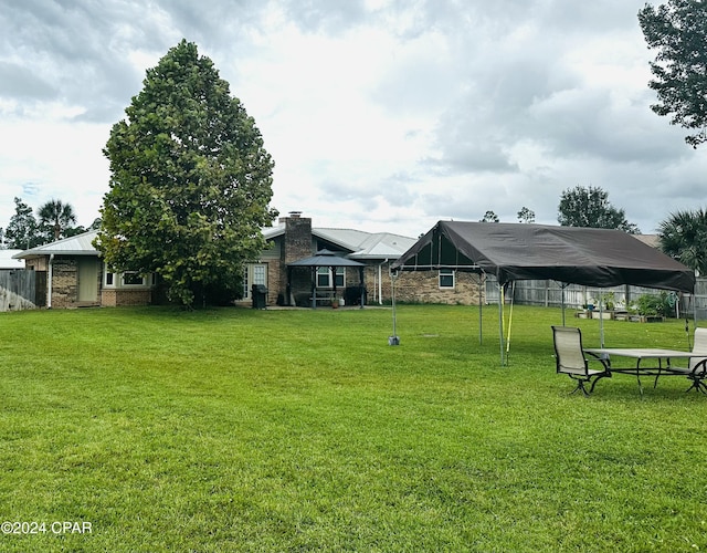 view of yard featuring a gazebo