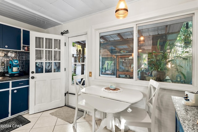 interior space featuring ornamental molding