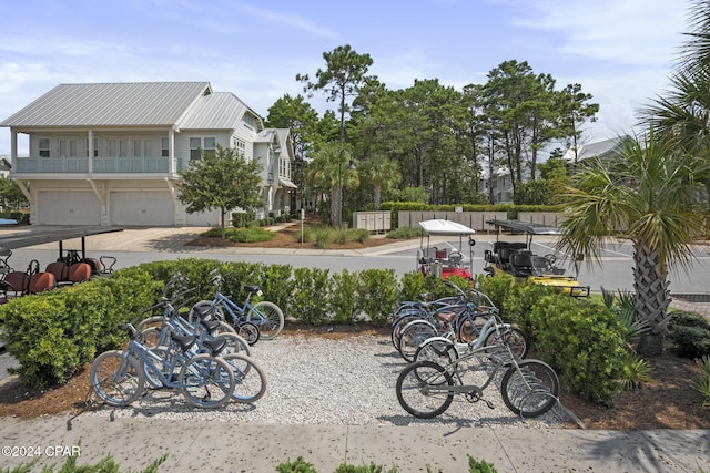 view of yard featuring a garage