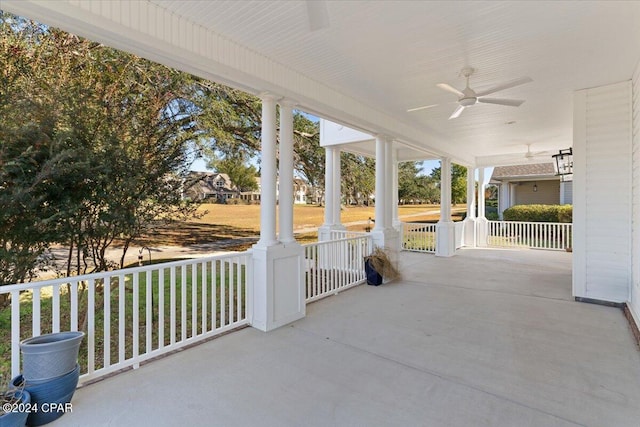 view of patio / terrace with ceiling fan and covered porch