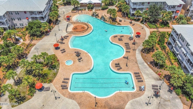 view of swimming pool