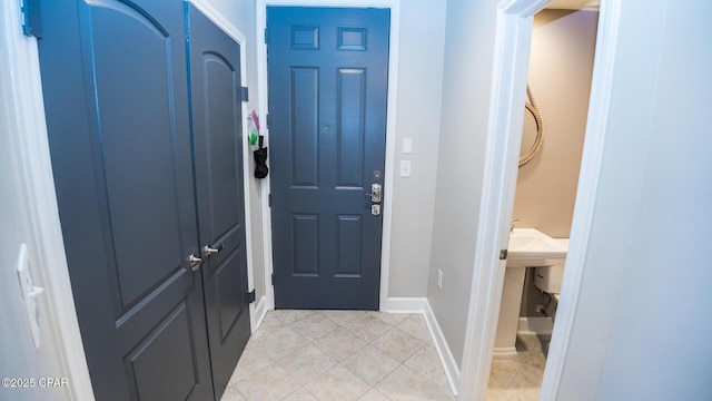 8700 Front Beach Rd Unit 5302, Panama City Beach, FL 32407 - foyer entrance with baseboards and light tile patterned flooring