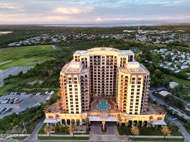 view of aerial view at dusk