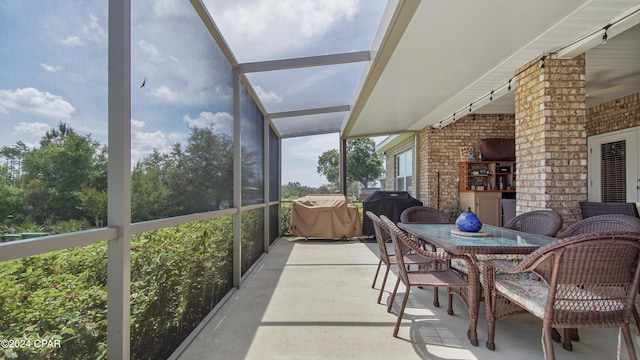 view of sunroom / solarium