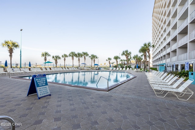 view of swimming pool