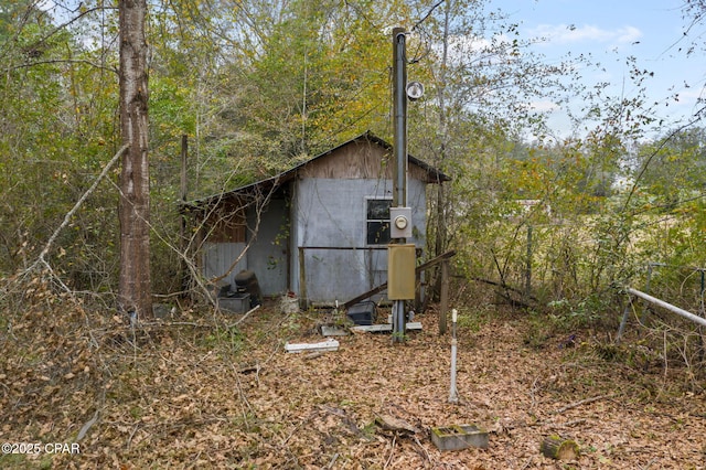 view of outdoor structure