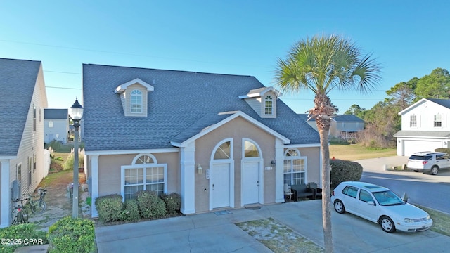 view of front facade with a garage