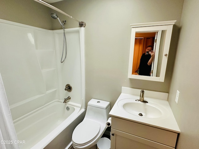 full bathroom featuring vanity, toilet, and shower / bath combo with shower curtain