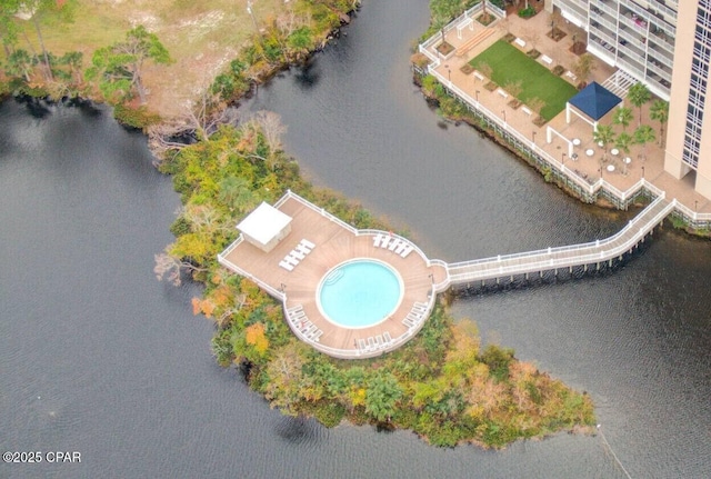 bird's eye view featuring a water view