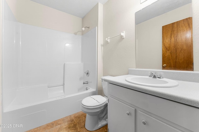 full bathroom with washtub / shower combination, vanity, and toilet