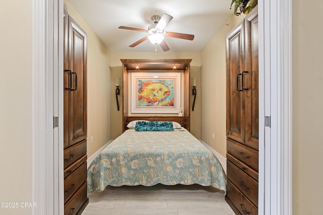 bedroom featuring ceiling fan