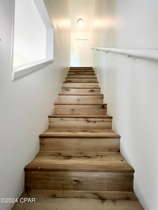 1730 Mallard Dr Apt F, Panama City, FL 32404 - view of stairway