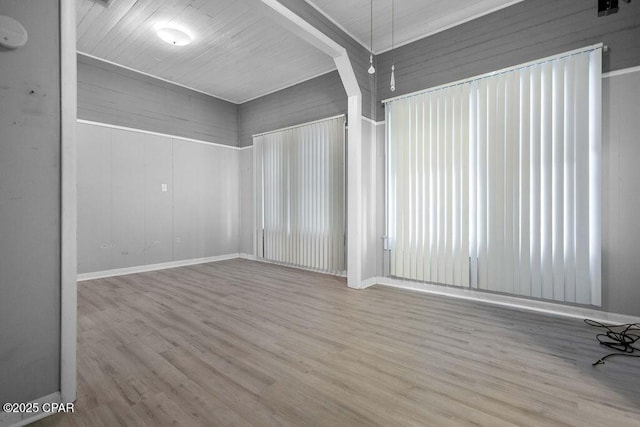 unfurnished room featuring light hardwood / wood-style flooring