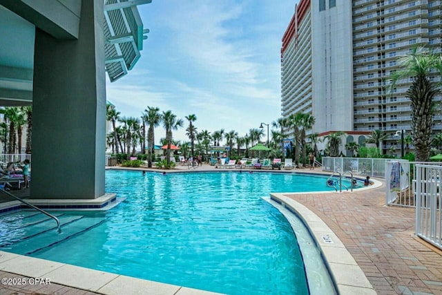 view of swimming pool