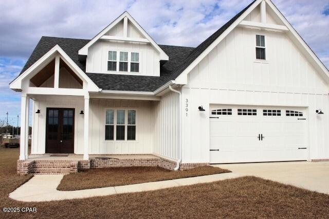 view of modern inspired farmhouse