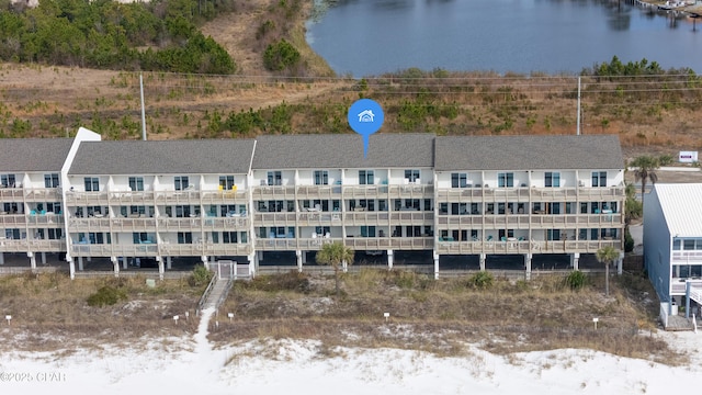 bird's eye view with a water view