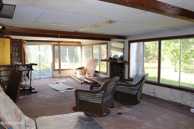 sunroom / solarium with a healthy amount of sunlight