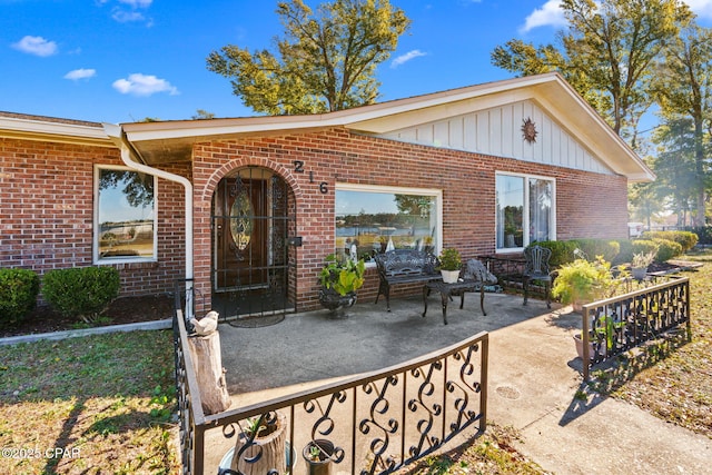 view of front of property with a patio