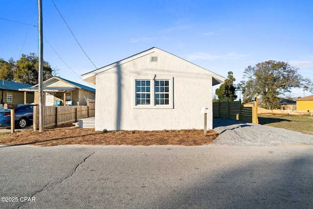 view of home's exterior